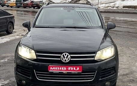 Volkswagen Touareg III, 2013 год, 2 399 990 рублей, 3 фотография