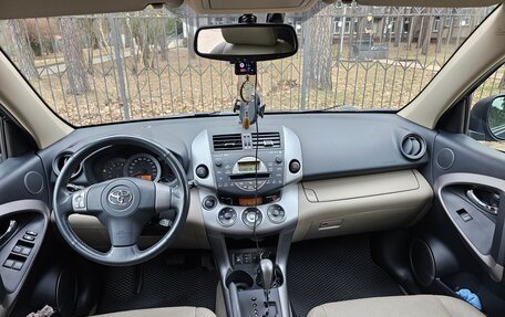 Toyota RAV4, 2007 год, 1 650 000 рублей, 3 фотография