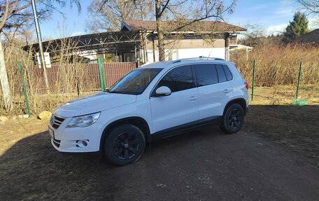 Volkswagen Tiguan I, 2010 год, 999 990 рублей, 4 фотография