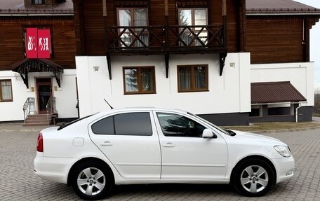 Skoda Octavia, 2011 год, 940 000 рублей, 3 фотография