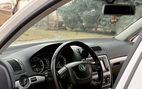 Skoda Octavia, 2011 год, 940 000 рублей, 17 фотография