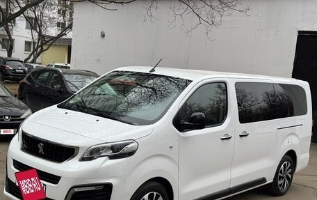 Peugeot Traveller I, 2021 год, 3 900 000 рублей, 2 фотография