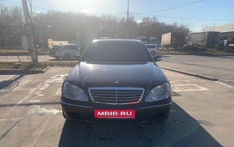 Mercedes-Benz S-Класс, 2002 год, 835 000 рублей, 3 фотография