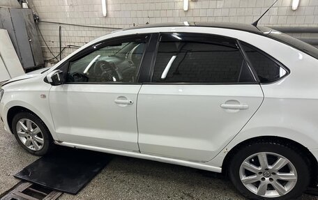 Volkswagen Polo VI (EU Market), 2011 год, 550 000 рублей, 4 фотография