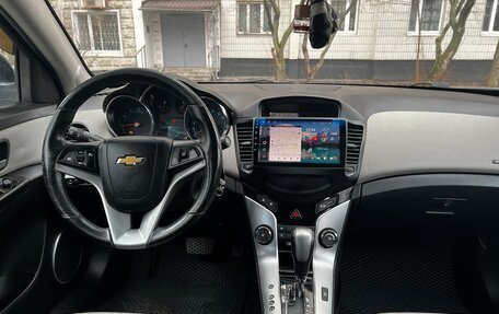 Chevrolet Cruze II, 2012 год, 850 000 рублей, 10 фотография