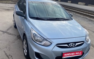 Hyundai Solaris II рестайлинг, 2012 год, 670 000 рублей, 1 фотография