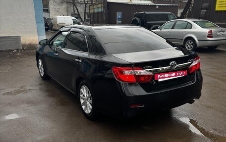 Toyota Camry, 2014 год, 2 000 000 рублей, 2 фотография