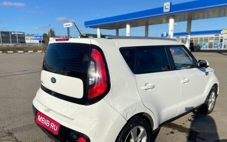 KIA Soul II рестайлинг, 2018 год, 1 500 000 рублей, 6 фотография