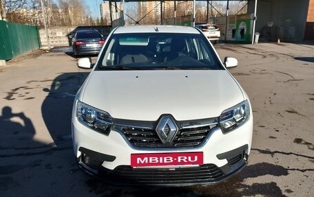 Renault Logan II, 2020 год, 800 000 рублей, 6 фотография