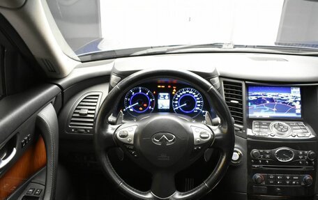 Infiniti FX II, 2013 год, 2 259 000 рублей, 17 фотография