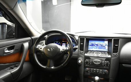 Infiniti FX II, 2013 год, 2 259 000 рублей, 16 фотография