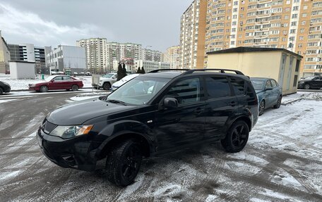 Mitsubishi Outlander III рестайлинг 3, 2007 год, 830 000 рублей, 8 фотография