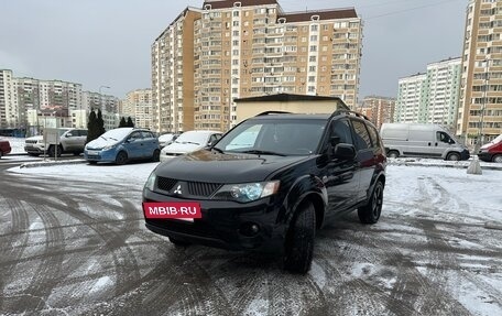 Mitsubishi Outlander III рестайлинг 3, 2007 год, 830 000 рублей, 7 фотография