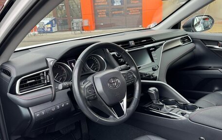 Toyota Camry, 2020 год, 3 700 000 рублей, 11 фотография