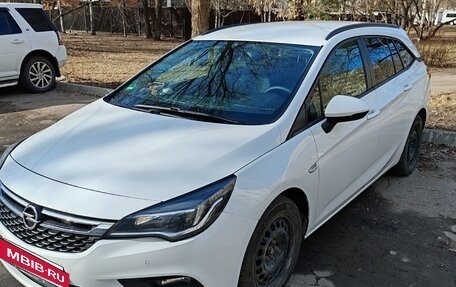 Opel Astra K, 2018 год, 1 550 000 рублей, 6 фотография