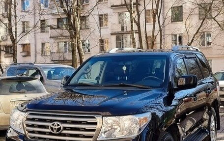 Toyota Land Cruiser 200, 2011 год, 3 750 000 рублей, 2 фотография