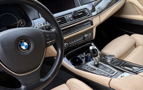 BMW 5 серия, 2016 год, 2 800 000 рублей, 7 фотография