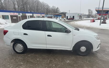 Renault Logan II, 2019 год, 500 000 рублей, 2 фотография