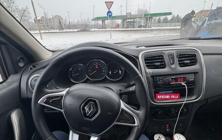 Renault Logan II, 2019 год, 500 000 рублей, 5 фотография