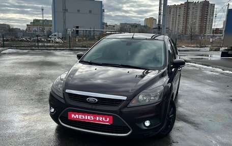 Ford Focus II рестайлинг, 2010 год, 585 000 рублей, 3 фотография