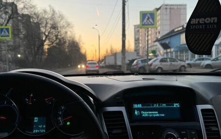 Chevrolet Cruze II, 2010 год, 560 000 рублей, 9 фотография