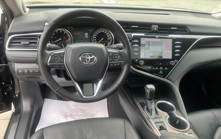 Toyota Camry, 2020 год, 2 670 000 рублей, 13 фотография