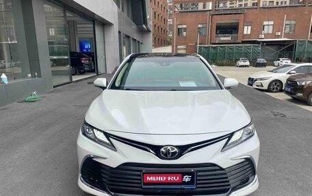 Toyota Camry, 2021 год, 2 500 000 рублей, 1 фотография