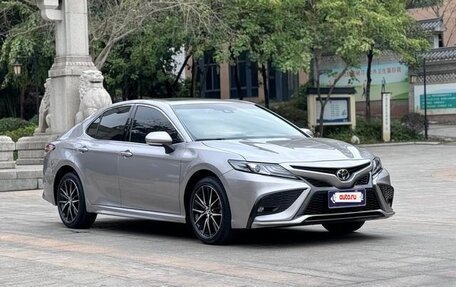 Toyota Camry, 2021 год, 2 400 000 рублей, 2 фотография