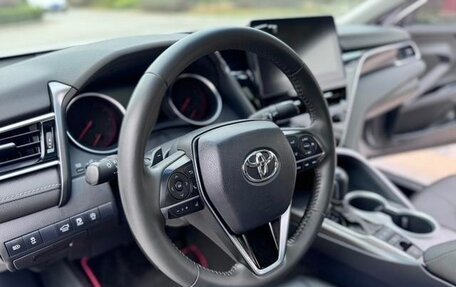 Toyota Camry, 2021 год, 2 400 000 рублей, 9 фотография