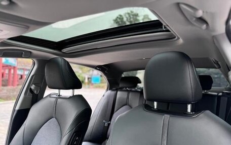 Toyota Camry, 2021 год, 2 400 000 рублей, 15 фотография