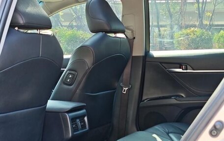 Toyota Camry, 2021 год, 2 540 000 рублей, 17 фотография