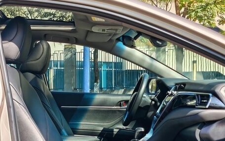 Toyota Camry, 2021 год, 2 540 000 рублей, 15 фотография