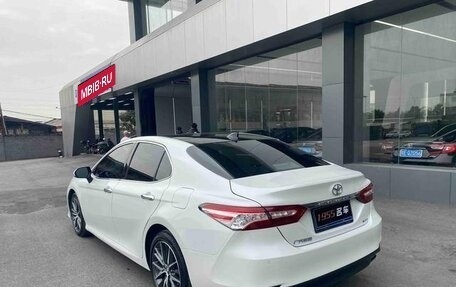 Toyota Camry, 2021 год, 2 500 000 рублей, 6 фотография