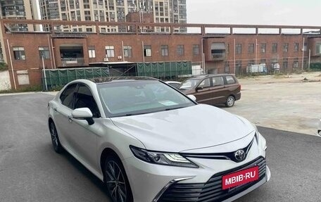 Toyota Camry, 2021 год, 2 500 000 рублей, 5 фотография