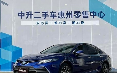 Toyota Camry, 2021 год, 2 520 000 рублей, 2 фотография
