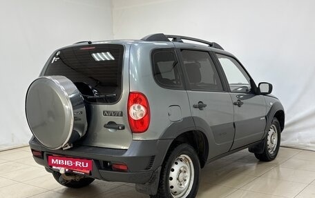 Chevrolet Niva I рестайлинг, 2011 год, 500 000 рублей, 6 фотография