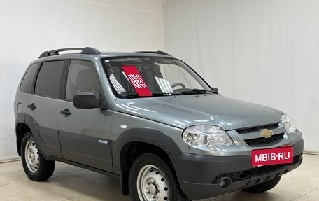 Chevrolet Niva I рестайлинг, 2011 год, 500 000 рублей, 3 фотография