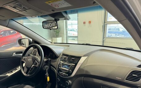 Hyundai Solaris II рестайлинг, 2015 год, 1 200 000 рублей, 13 фотография