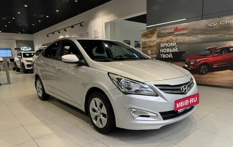 Hyundai Solaris II рестайлинг, 2015 год, 1 200 000 рублей, 3 фотография
