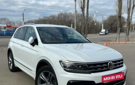 Volkswagen Tiguan II, 2018 год, 2 750 000 рублей, 8 фотография