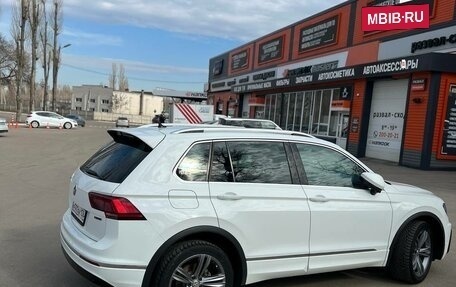 Volkswagen Tiguan II, 2018 год, 2 750 000 рублей, 18 фотография