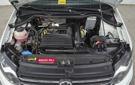 Volkswagen Polo VI (EU Market), 2018 год, 1 250 000 рублей, 23 фотография