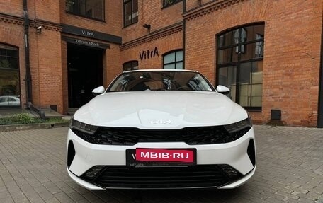 KIA K5, 2024 год, 3 240 000 рублей, 2 фотография