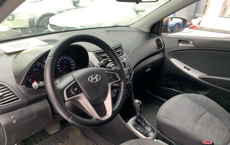 Hyundai Solaris II рестайлинг, 2015 год, 900 000 рублей, 7 фотография