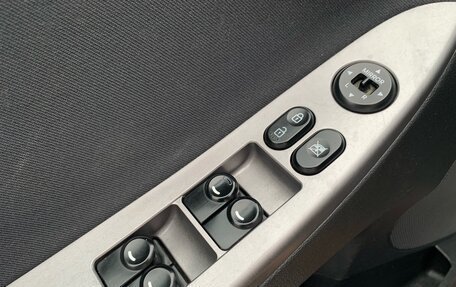 Hyundai Solaris II рестайлинг, 2015 год, 900 000 рублей, 11 фотография
