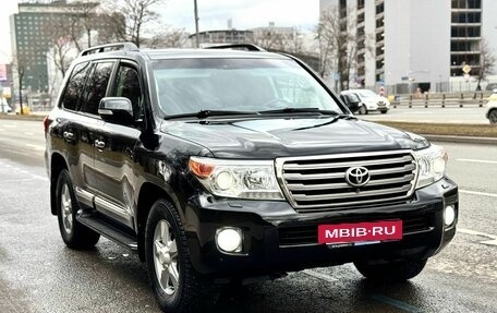 Toyota Land Cruiser 200, 2013 год, 3 990 000 рублей, 8 фотография