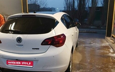 Opel Astra J, 2011 год, 575 000 рублей, 13 фотография