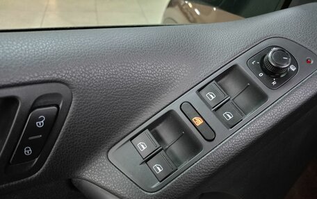 Volkswagen Tiguan I, 2015 год, 2 493 000 рублей, 16 фотография