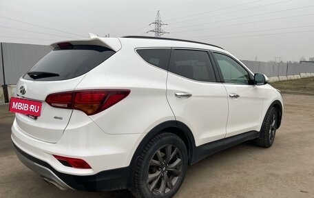 Hyundai Santa Fe III рестайлинг, 2016 год, 2 390 000 рублей, 5 фотография