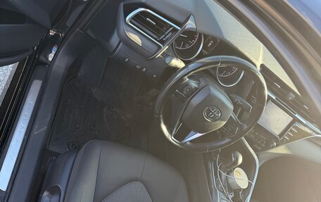 Toyota Camry, 2019 год, 1 800 000 рублей, 4 фотография